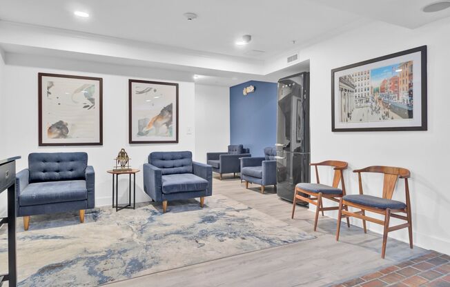 Studio, 1 bath, 329 sqft, $1,000, Unit 345
