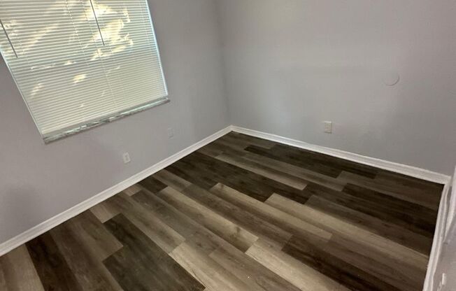 Fully Renovated 3/1.5 -Single Family! Available for Immediate Rent!