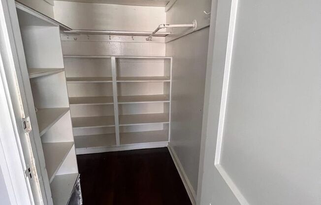 1 bed, 1 bath, 775 sqft, $1,000, Unit 1411-1