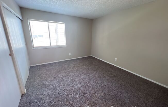 3 beds, 2 baths, $2,095