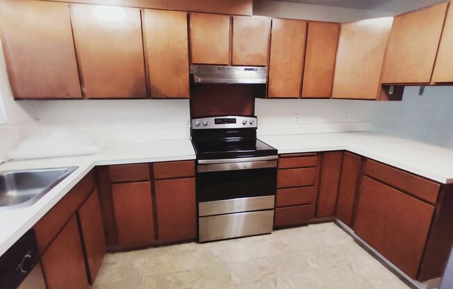 Holly Lane Apartments (HLA)