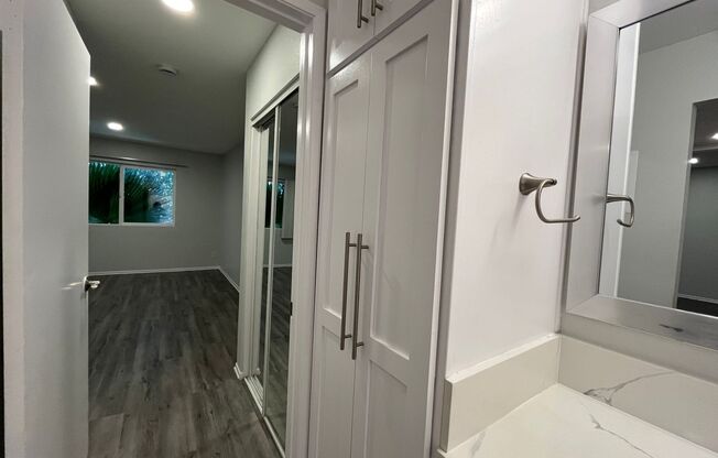 1 bed, 1 bath, 850 sqft, $2,548, Unit 212