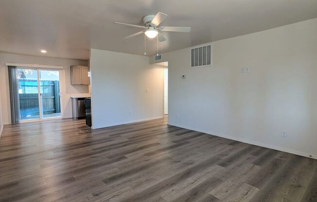 2 beds, 1 bath, 825 sqft, $1,050, Unit 202