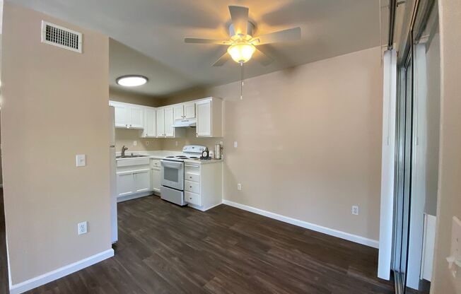 Sunny Creek Apts.