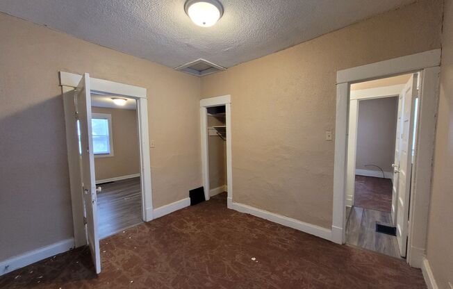 Two Bedroom, One Bathroom Home - All Appliances Included!