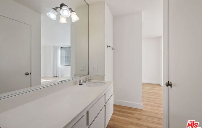 2 beds, 2 baths, 1,017 sqft, $3,600, Unit 701