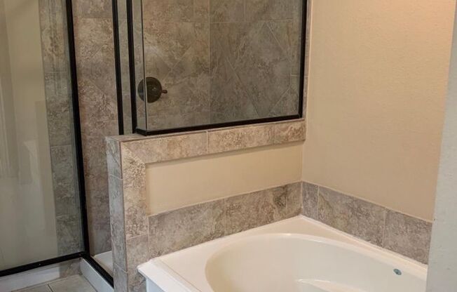 1305 HALCYON PLACE