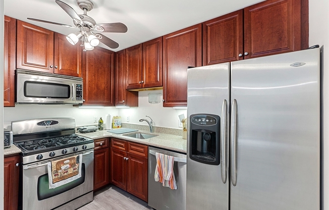 2 beds, 2 baths, 1,170 sqft, $3,650, Unit 204