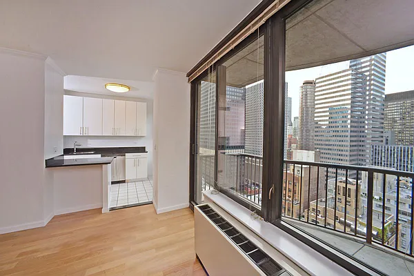 Studio, 1 bath, $5,750, Unit 30A