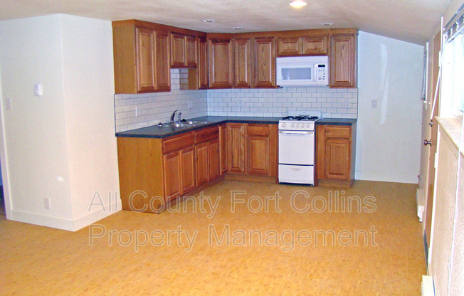 612 W OAK