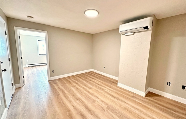 1 bed, 1 bath, 513 sqft, $2,300, Unit 3