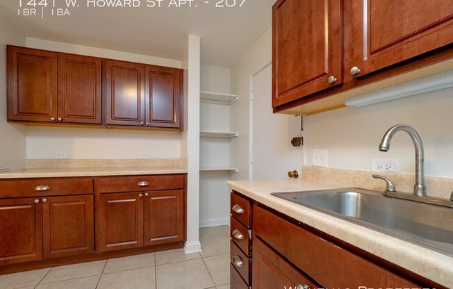 1441 W HOWARD ST 