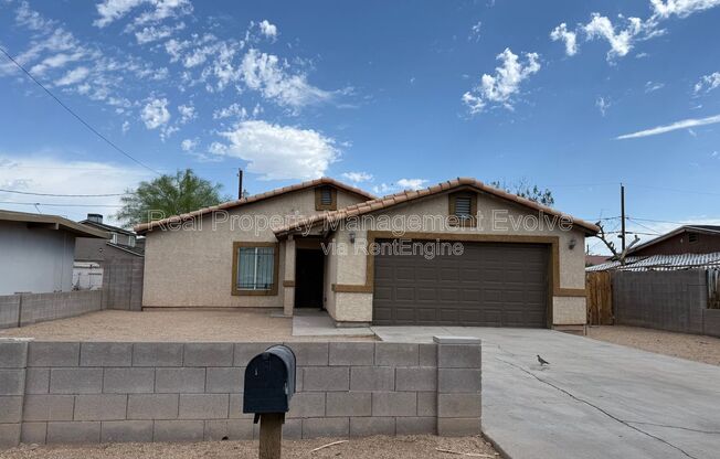2950 E Mobile Ln