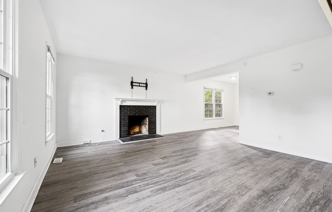 6101 HIGHCASTLE CT