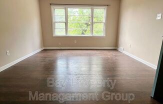 109 MAIN ST