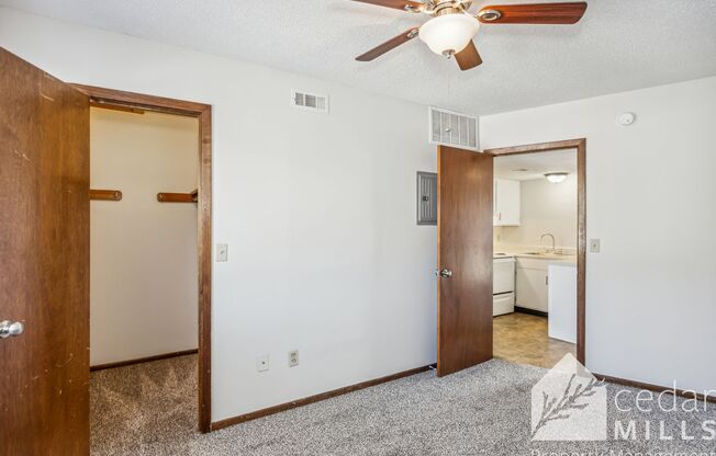 1 bed, 1 bath, $600, Unit 210