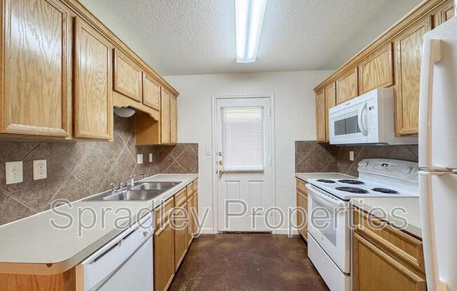 5604 ALT LUXOR DR