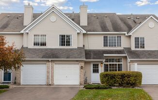 Great 2 bedroom, 1.5 bathroom Townhome in Woodbury