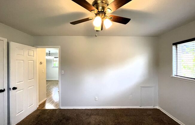 3 beds, 1 bath, $1,199