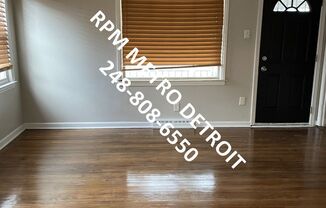 4 beds, 1 bath, $1,450, Unit (RRR)