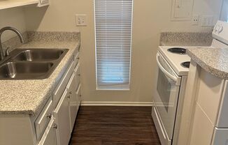1 bed, 1 bath, 720 sqft, $2,075, Unit 8