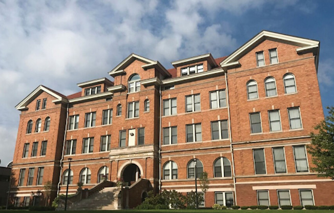 Studio, 1 bath, 400 sqft, $765, Unit 514