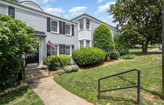 564 WAKEFIELD DR