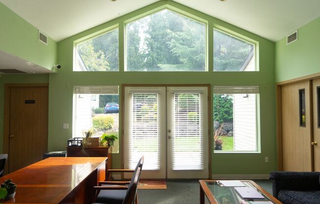 2 beds, 1 bath, $1,500, Unit 234