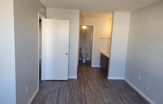 2 beds, 2 baths, 875 sqft, $1,050, Unit Unit 218