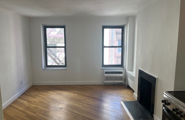 113 SULLIVAN ST