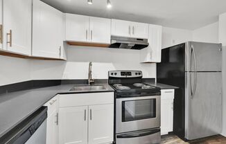 1 bed, 1 bath, 800 sqft, $975, Unit M-02