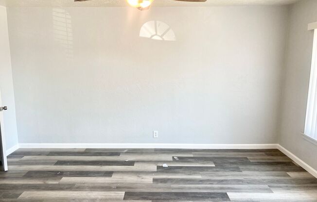 3415-3417 E Terrace Ave