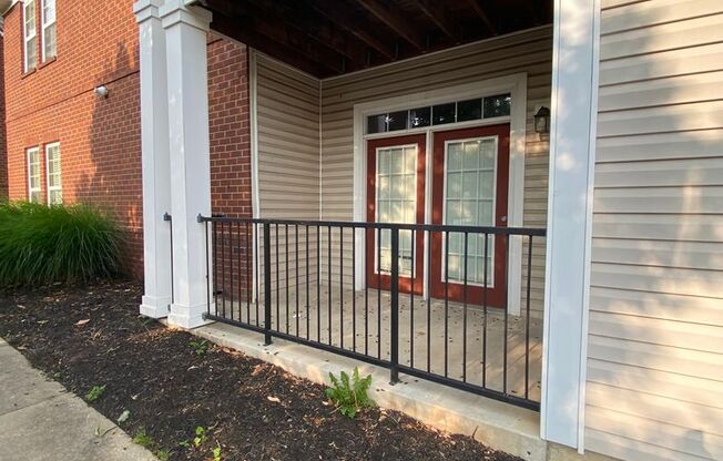 2 beds, 2 baths, 1,048 sqft, $1,295, Unit 4500-101