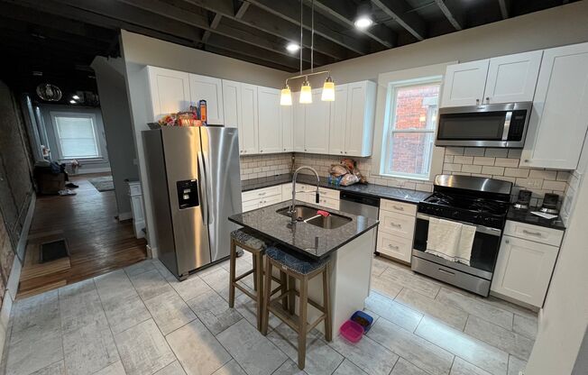 1540-1542 Clifton Ave