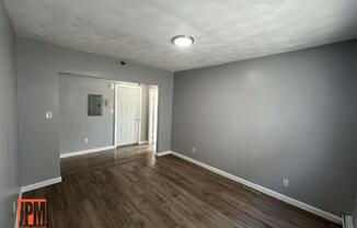 10 JOYCE ST
