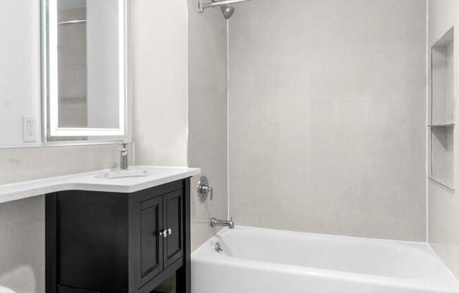 Studio, 1 bath, $3,130, Unit 6B