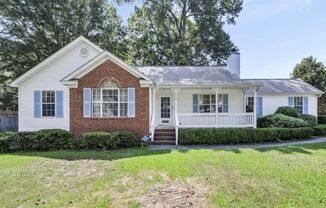 Single-level home in Irmo