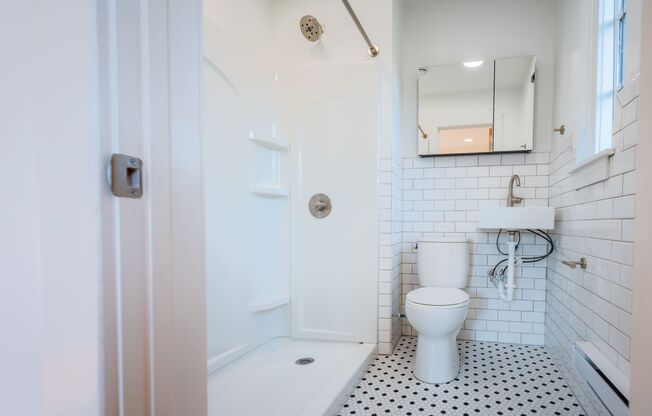 1 bed, 1 bath, 385 sqft, $1,080, Unit Unit 12