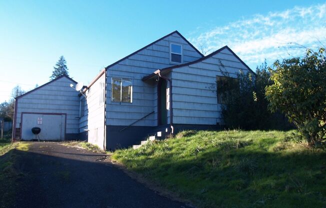 4 Bedroom 1 Bath House