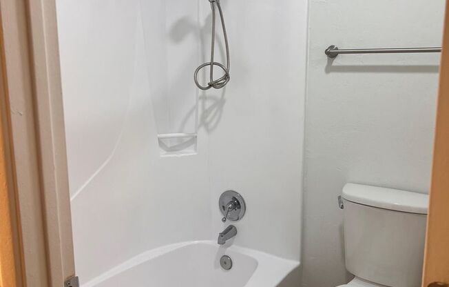 Studio, 1 bath, 413 sqft, $759, Unit 371