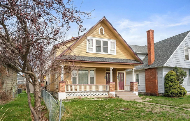 2722 W Sinto Ave Duplex