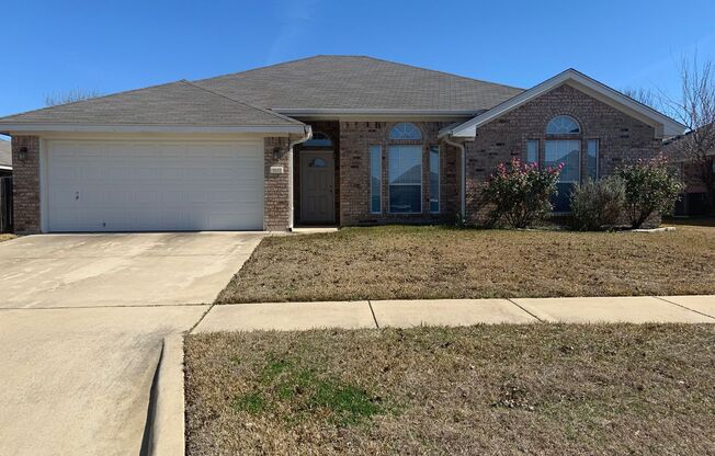 3102 Wisteria Lane -  Call LONGHORN PROPERTIES @ 254-526-0382 FOR DETAILS