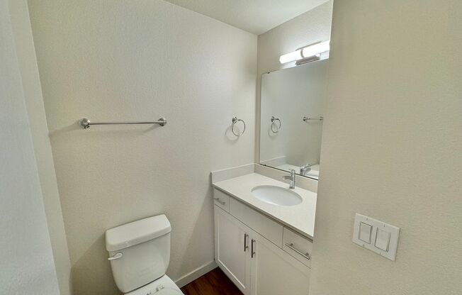 2 beds, 1.5 baths, 850 sqft, $2,195, Unit 106