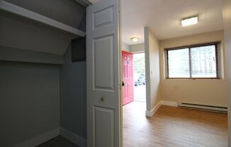 1 bed, 1 bath, 500 sqft, $1,400, Unit 5