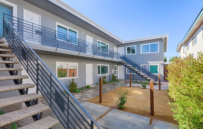 2320 E 6th Street