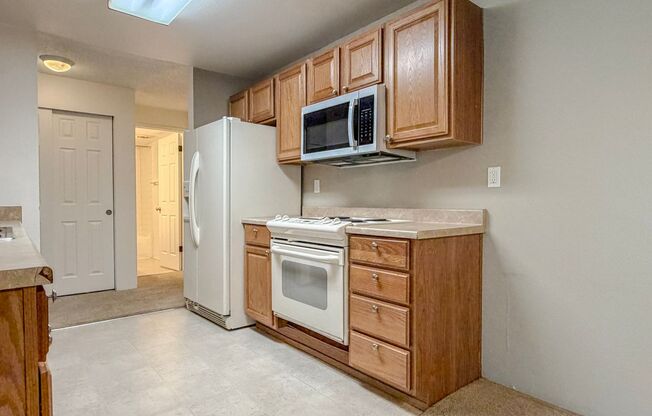 2bd/2bth Condo Located Near Northgate Station, $1,800/mo.