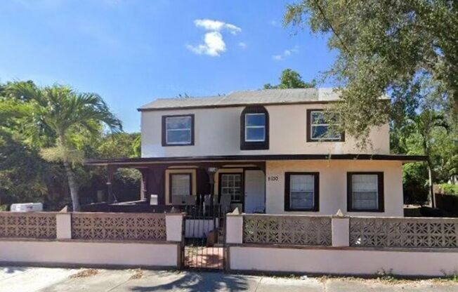 5130 NW 8 Ave
