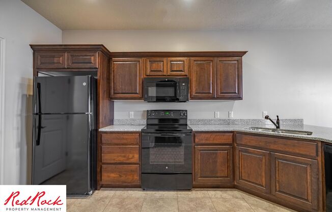 3 beds, 2.5 baths, $1,595, Unit # 21