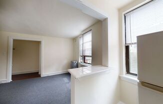 Studio, 1 bath, 252 sqft, $935, Unit 210