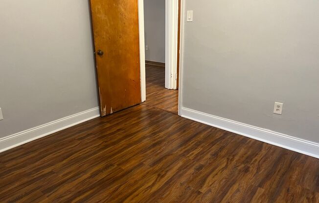 2 beds, 1 bath, 800 sqft, $1,520, Unit 6230 Fifth Ave. #A3-E